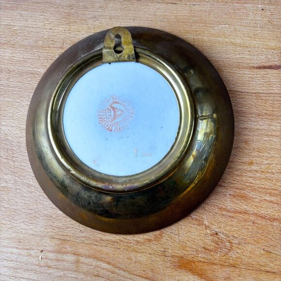 Vintage Capri Italy Porcelain Wall Bowl with Brass Back, Hand-Painted Iris, 6” D - Picture 4 of 10